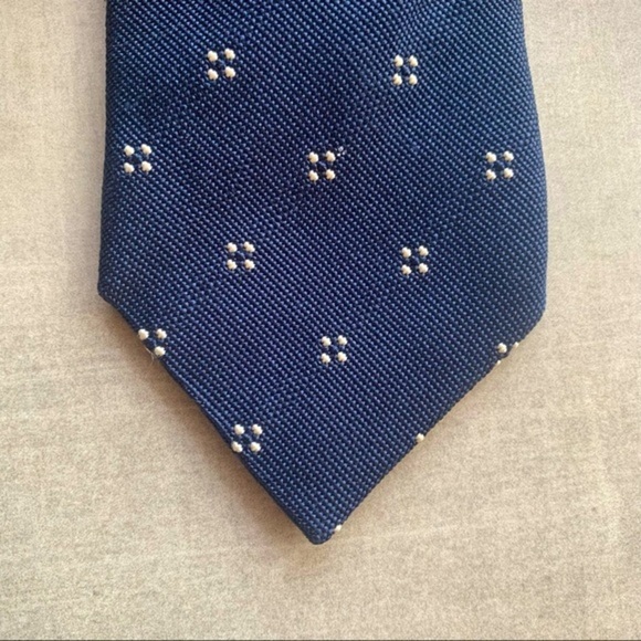 Zegna “Couture” XXX Luxurious Hand-Made Silk Tie - Picture 7 of 7